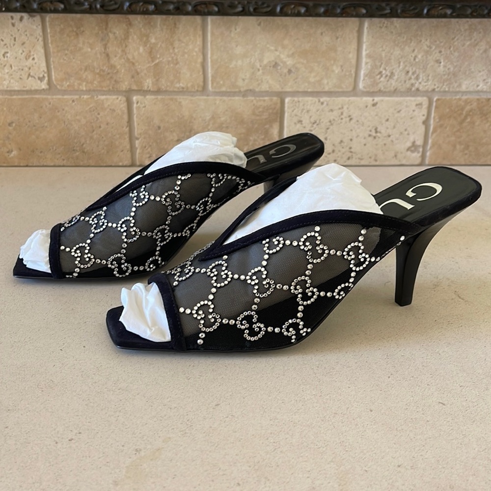 BRAND NEW Women’s GG Sandal by Gucci in Size 6.5